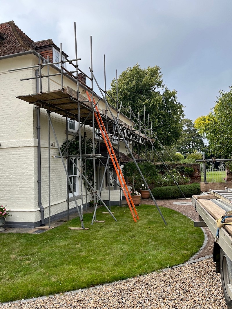 Guttering work platform | Dean Hatcher Scaffolding