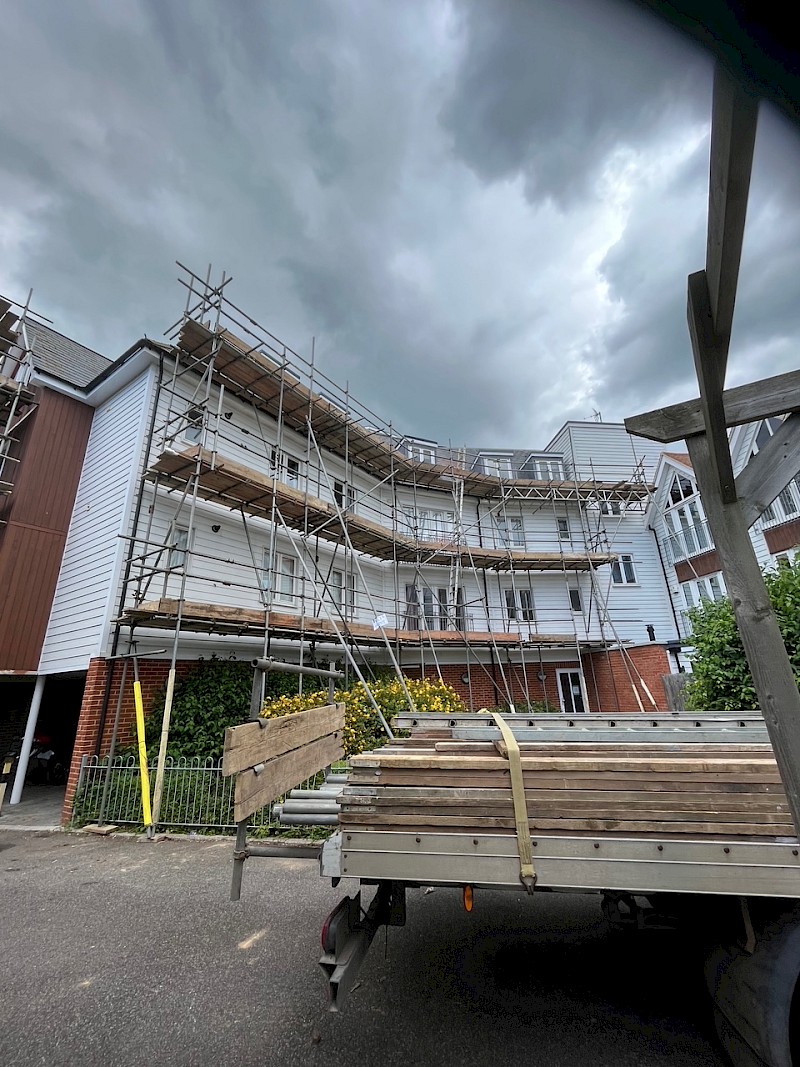 Affordable Scaffolding Hire for Painting Projects